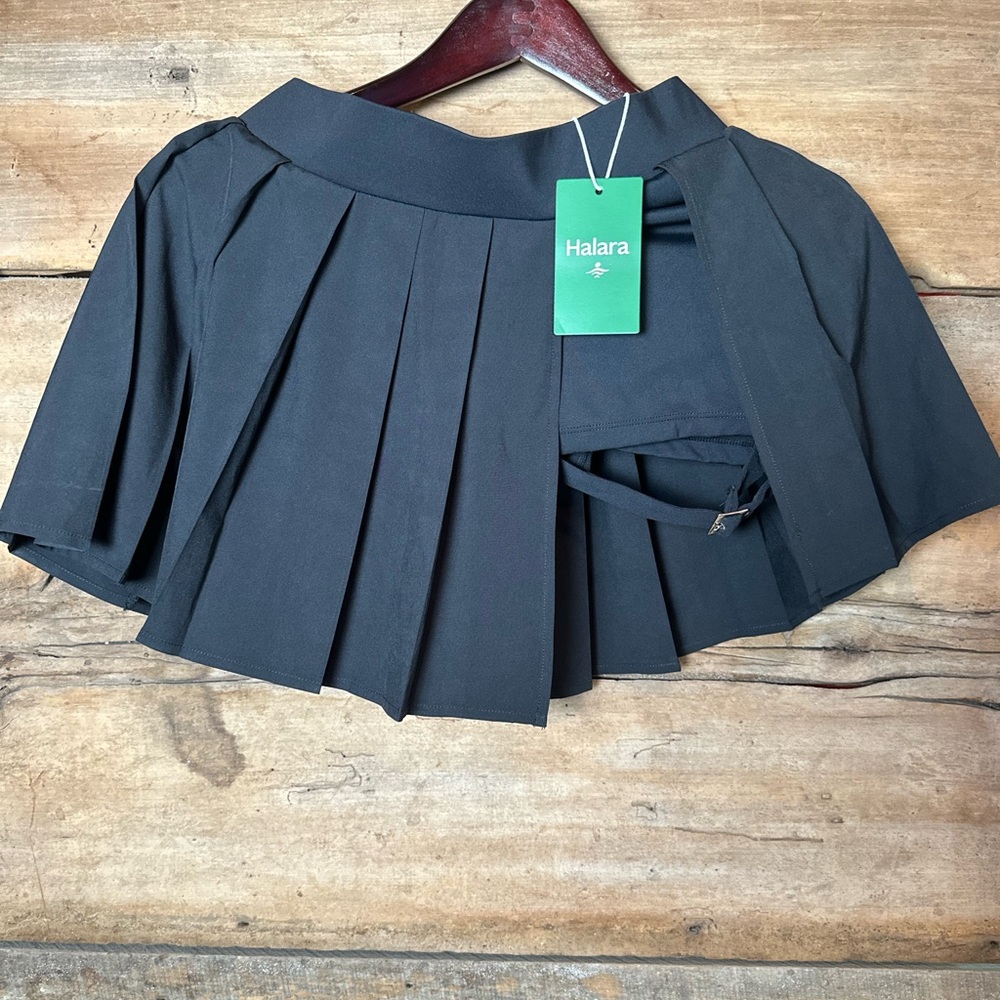 HALARA Black Pleated Skater Mini Skirt Work